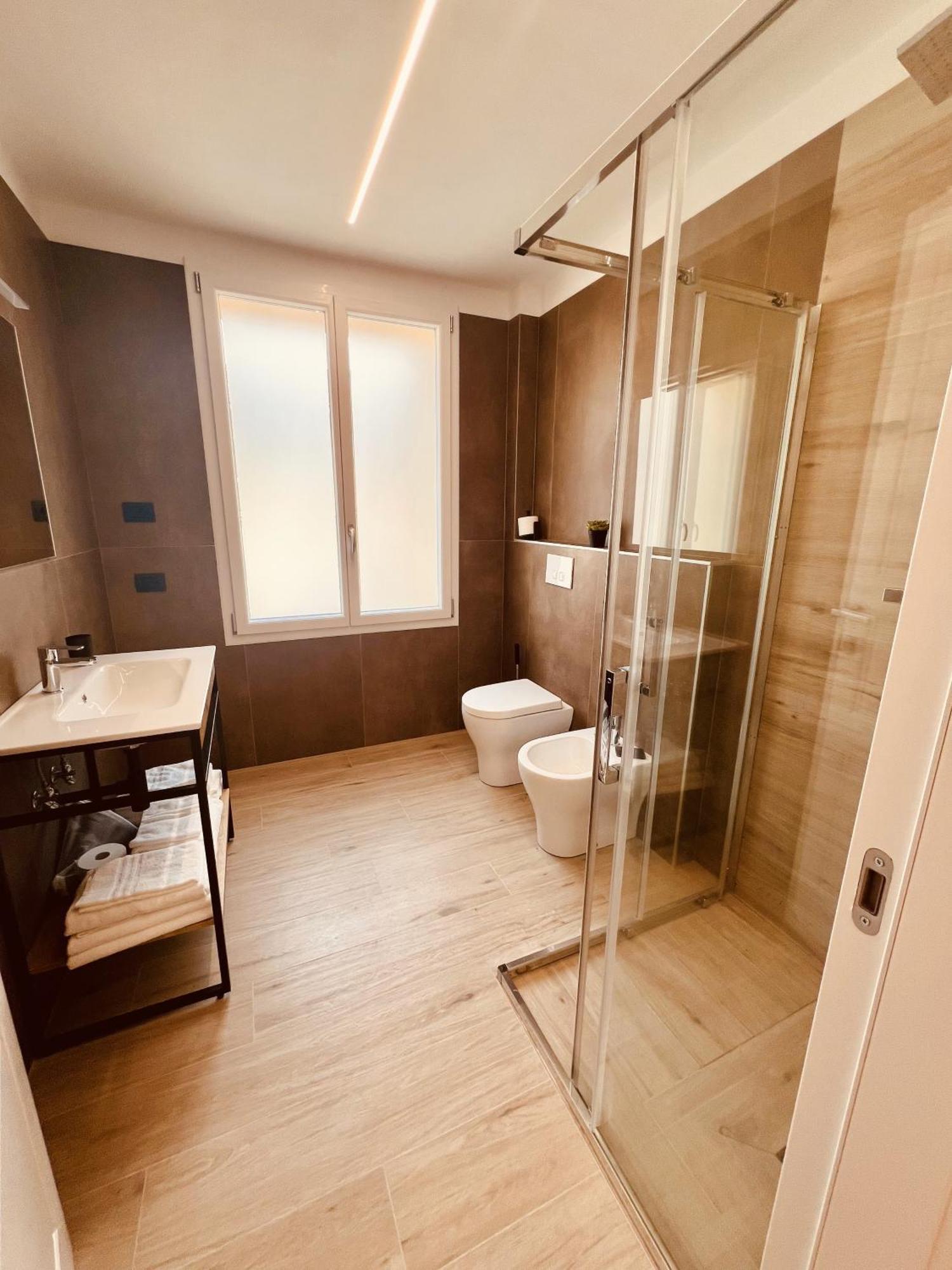 Cinque Terre Hub Suite Art La Spezia Eksteriør bilde